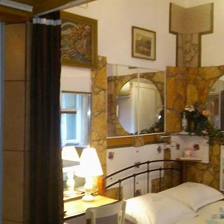 Rooms Duran Spalato Esterno foto